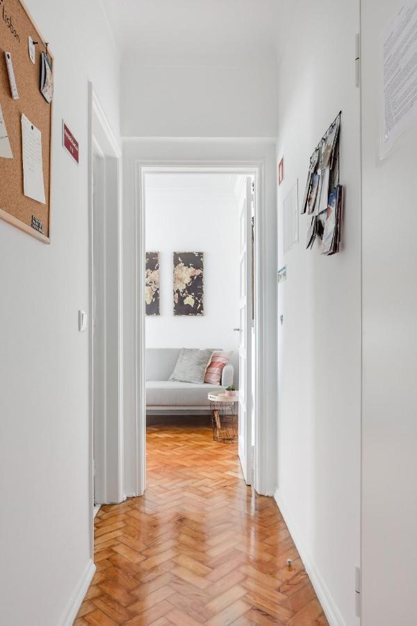 Stroll To Coffee Shops Near A Renovated Hillside Apartment In Graca Lisboa Εξωτερικό φωτογραφία