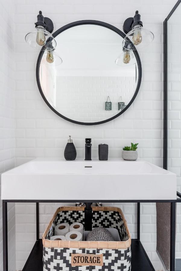 Stroll To Coffee Shops Near A Renovated Hillside Apartment In Graca Lisboa Εξωτερικό φωτογραφία