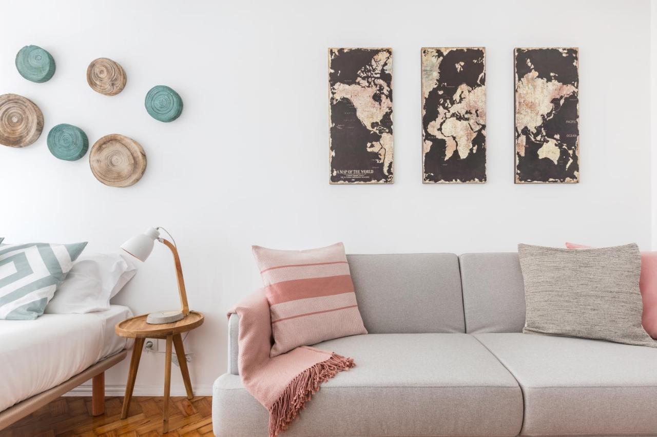 Stroll To Coffee Shops Near A Renovated Hillside Apartment In Graca Lisboa Εξωτερικό φωτογραφία